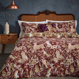 Paoletti Harewood Double Ruby Duvet Set