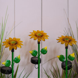 3 Piece Sunflower Stake Light Set - thumbnail 2