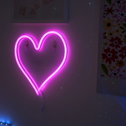 ValueLights Neon Heart Wall Light - thumbnail 3