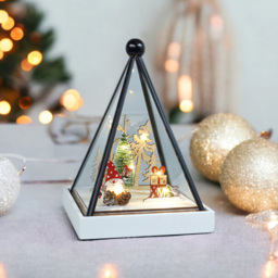 Xmas Haus Battery Operated LED Triangle Hurricane Glass Gonk Scene - thumbnail 2