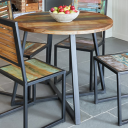 Baumhaus Urban Chic 4 Seater Round Dining Table