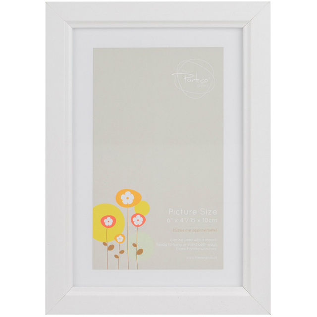 The Port Gallery White Ridged Photo Frame 6 x 4 inch