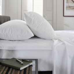 The Lyndon Company Double Polyester Quilted Mattress Protector - thumbnail 2