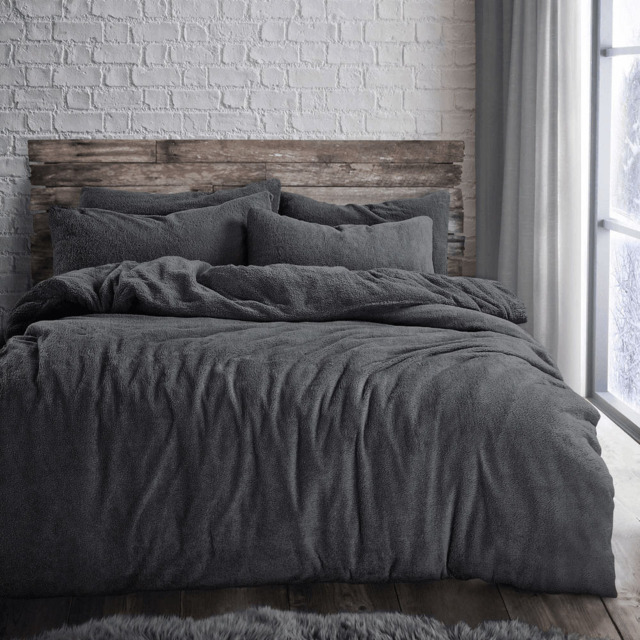 Velosso Super King Size Charcoal Teddy Fleece Duvet Set - image 1