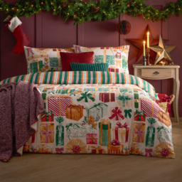 Furn All Wrapped Up Printed Super King Size Reversible Duvet Set