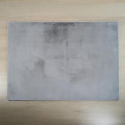 Deluxe Rabbit Faux Fur Silver Rug 120 x 170cm - thumbnail 2