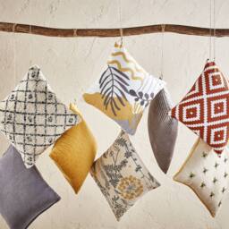 Folded Velvet Cushion - Grey - thumbnail 4
