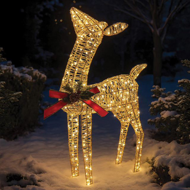Xmas Haus 250 Warm White LED Gold Head Up Rattan Deer Christmas Decoration 2ft - image 1
