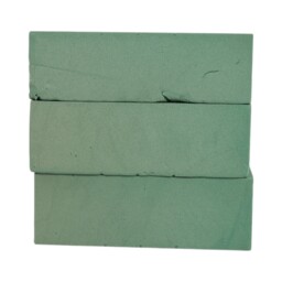 Oasis Green Bio Foam Wet Brick 23.9cm 3 Pack - thumbnail 3
