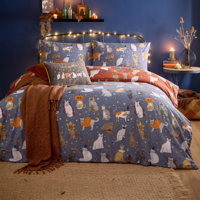 Furn Halloween Pawty Printed Super King Size Reversible Duvet Set - image 1