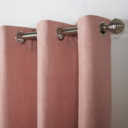 Alan Symonds Velvet Chenille Ring Top Eyelet Curtains Blush 142 x 229cm - thumbnail 3