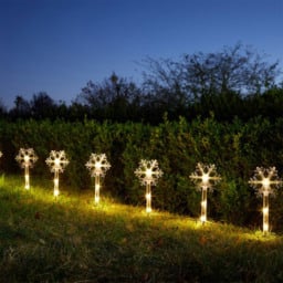 Samuel Alexander 24 Warm White LED Snowflake Garden Stake Light 8 Pack