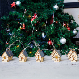 St Helens Battery Powered 10 LED Wooden House String Light 2m