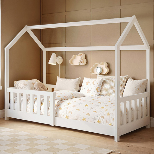 Flair Explorer Shorty White Playhouse Bed - image 1