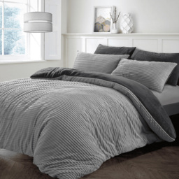 Velosso Super King Size Silver Plush Cord Duvet Set