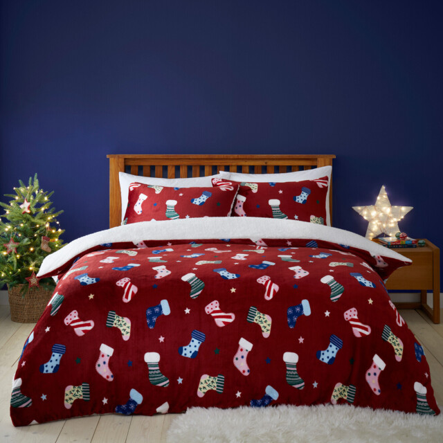 Red Double Christmas Stockings Fleece Duvet Set - image 1
