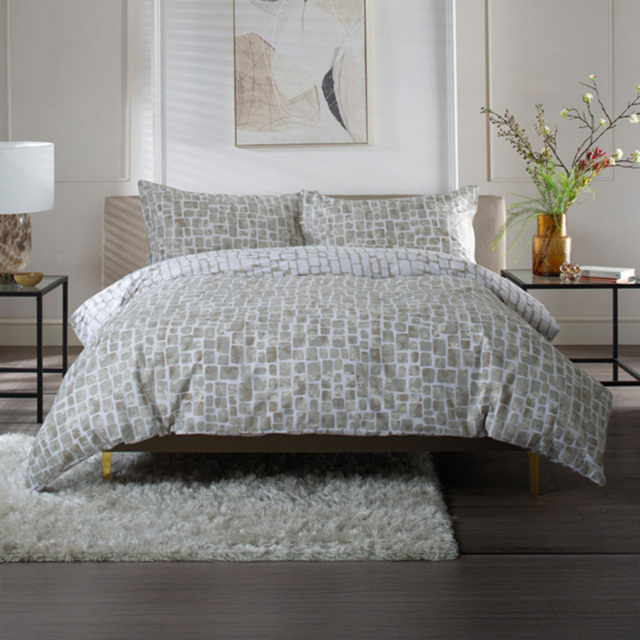 The Lyndon Company Tulle Natural King Size Reversible Duvet Set - image 1