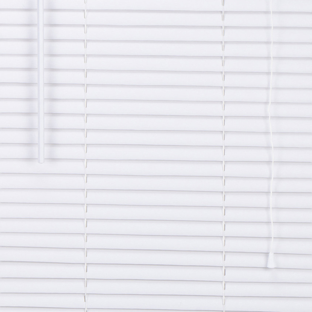 White PVC Wood Effect Venetian Blind 150 x 152cm - image 1