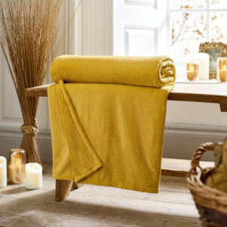 Deyongs Snuggle Touch Ochre Throw 140 x 180cm - thumbnail 2