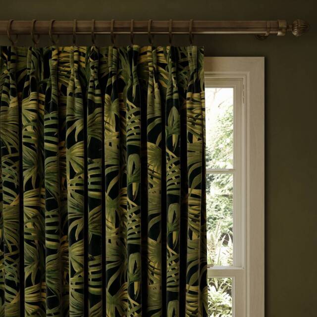 PALMERAL Velvet Curtain - Midnight & Green