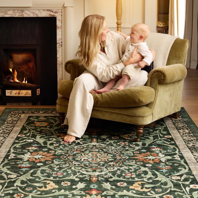 Country Paisley Green Eco-Washable Rug - image 1