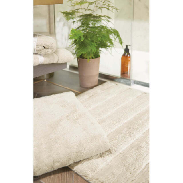 Bamboo Stripe Cream Bathmat - image 1