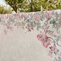 Botanical Border Eco-Washable Rug - thumbnail 3