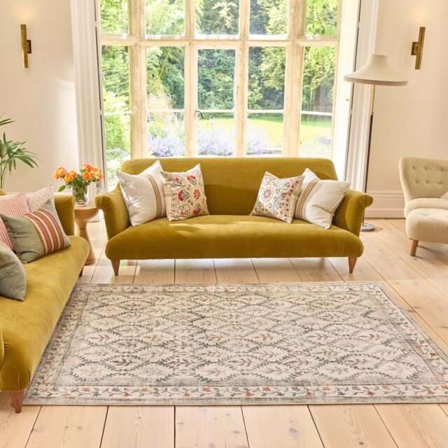 English Garden Eco-Washable Rug - image 1