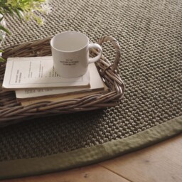 Sisal Green with Sage Green Border Rug - thumbnail 4