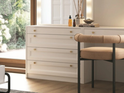 White Chest of Drawers Bedroom Storage Cabinet 4 Drawer 90cm Wide Compact Shaker Unit with Gold Handles - Rel - thumbnail 3