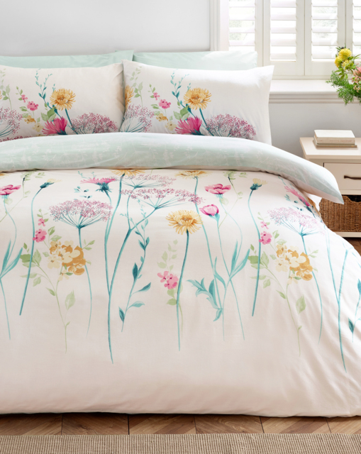 Catherine Lansfield Floral Duvet Set Bright - Catherine Lansfield - Size: SINGLE - image 1