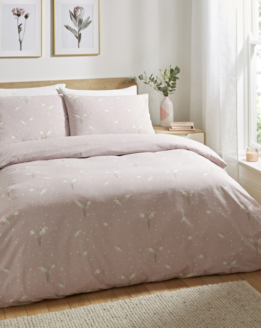 Snow Drop Duvet Cover Set Mauve - At Home Collection - Size: SINGLE - image 1