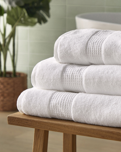 Silentnight Luxury Waffle Cotton Towel White - Silentnight - Size: Bath Sheets - image 1