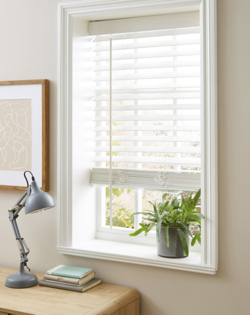 Faux Wood Venetian Blinds White White - Speedy - Size: 60X160 - image 1