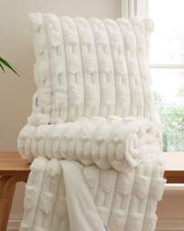 Bianca Carved Faux Fur Cushion Cream - Bianca - Size: 50X50 - thumbnail 2