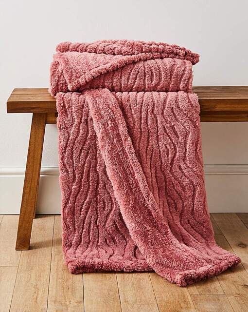 Textured Wavy Fleece Throw - Rose Pink Rose Pink - JD Williams - Size: 120X150 - image 1