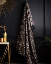 Laurence Llewelyn-Bowen Josephine Throw Gold - Laurence Llewelyn-Bowen - Size: 130X180