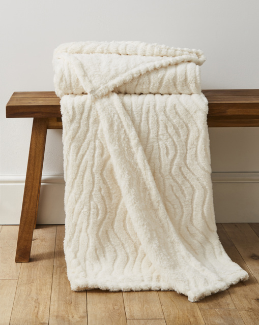 Textured Wavy Fleece Throw - Ivory Ivory - JD Williams - Size: 120X150 - image 1
