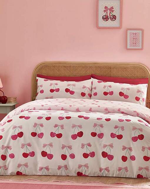 Catherine Lansfield Cherries Duvet Set Pink - Catherine Lansfield - Size: SINGLE - image 1