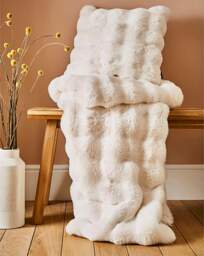 Bubble Faux Fur Throw - Ivory Ivory - JD Williams - Size: 120X150 - thumbnail 3