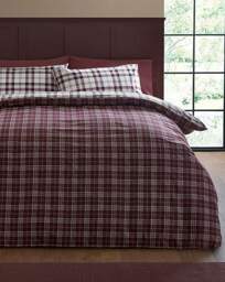 Catherine Lansfield Kelso Duvet Set Plum - Catherine Lansfield - Size: SINGLE - thumbnail 2
