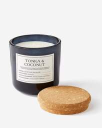Tonka & Coconut Candle Black - Candlelight - thumbnail 3