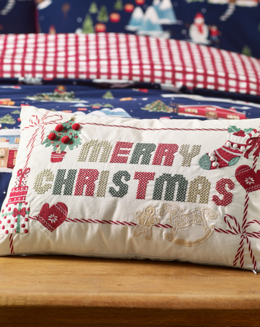 CL Merry Christmas Cushion Multi - Catherine Lansfield - Size: 30X50 - image 1