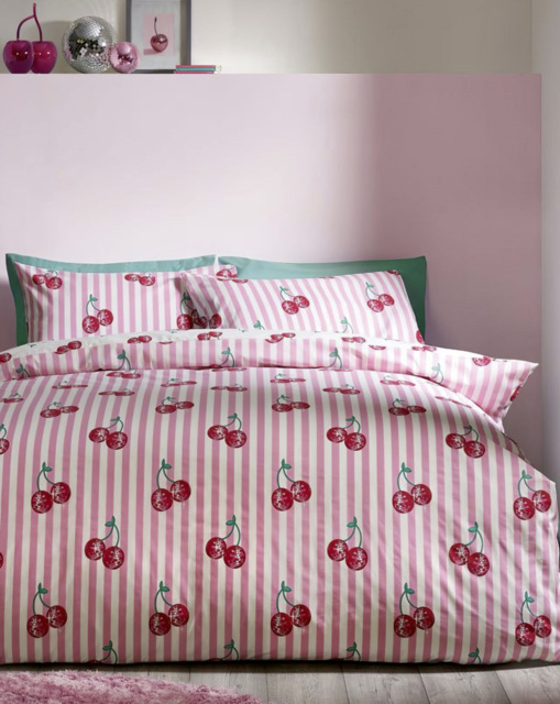 Catherine Lansfield Cherries Duvet Set Pink - Catherine Lansfield - Size: KING - image 1