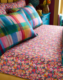 SR Darling Ditsy Fitted Sheet Bright - Sophie Robinson - Size: DOUBLE - thumbnail 1
