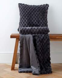 Scallop Faux Fur Throw - Charcoal Charcoal - JD Williams - Size: 120X150 - thumbnail 3