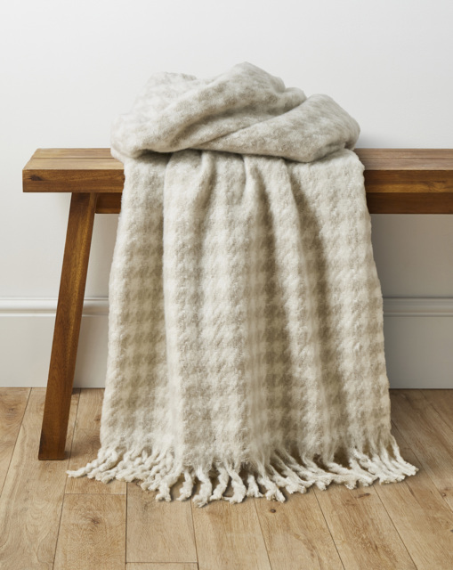 Faux Mohair Houndstooth Throw Grey - JD Williams - Size: 120X150 - image 1
