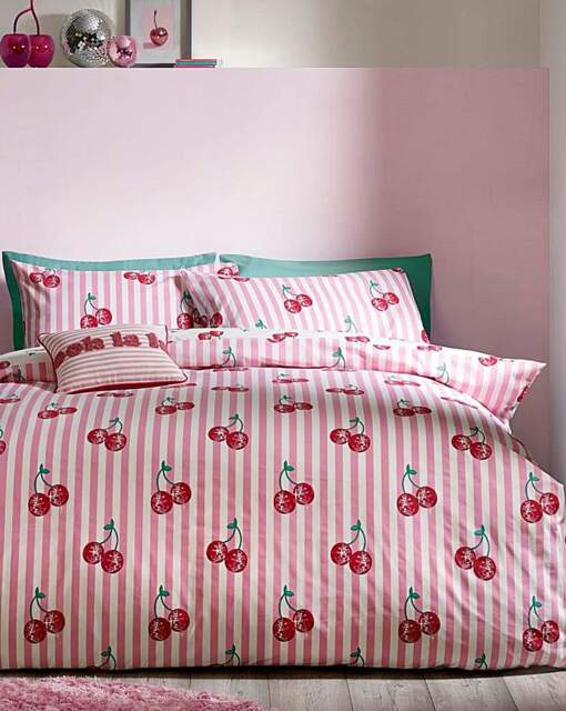 Catherine Lansfield Cherries Duvet Set Pink - Catherine Lansfield - Size: SINGLE - image 1