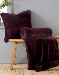 Velvet Faux Fur Cosy Cushion Plum - Catherine Lansfield - Size: 55X55CM - thumbnail 3