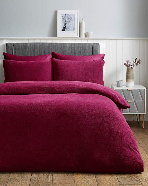 Cosy Cuddle Fleece Duvet Set Claret - JD Williams - Size: DOUBLE